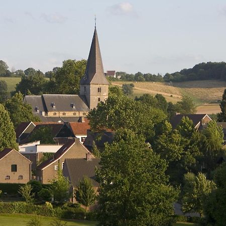 Herberg St. Brigida Hotell Noorbeek Exteriör bild